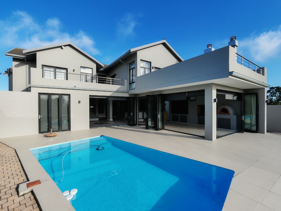 4 Bedroom Property for Sale in Oubaai Western Cape